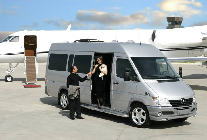 23BeckerJetVanConversionOfMercedesSprinter1.jpg